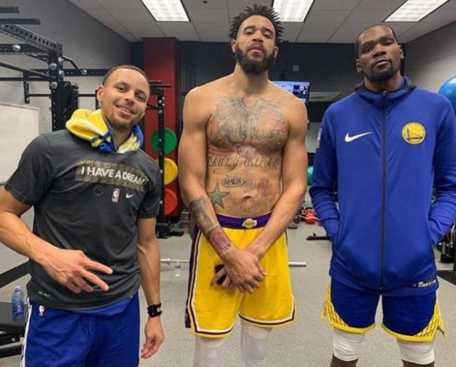 美国队大名单：德斯特、雷纳、巴洛贡入选，普利希奇未被征召（美国队公布大名单：德斯特、雷纳、巴洛贡在列，普利希奇落选）