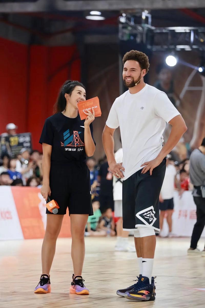 记者：穆西亚拉预计12月参加球队训练，预计1月才会复出参赛（记者：穆西亚拉预计12月归队训练，复出比赛或将推迟至1月）