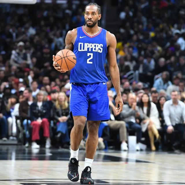 帕克：曼联买拉门斯是质的提升，跟奥纳纳相比他太像个门将了（帕克称曼联若签下拉门斯将完成质变 相较奥纳纳他更像真正的门将）